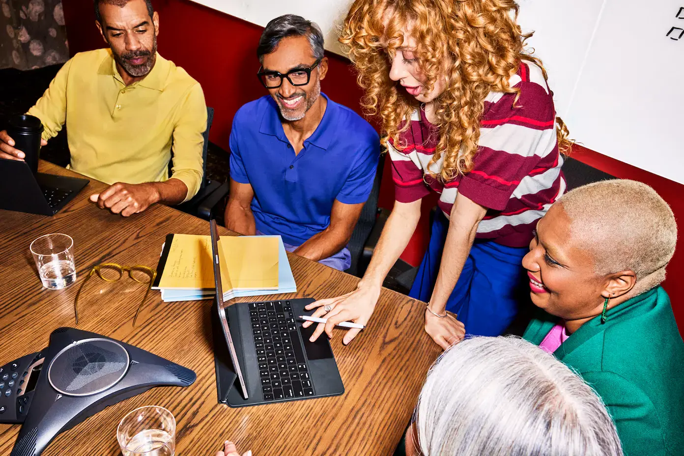 HR’s Guide to Global M&As: How an EOR Supports Workforce Transitions